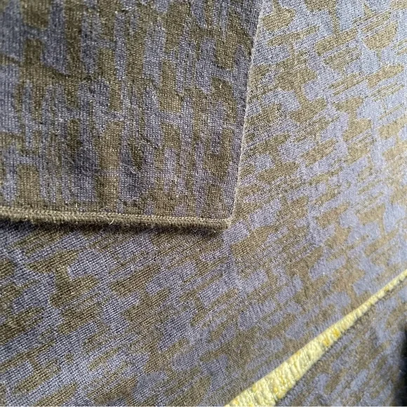 Hermes Cashmere H Pattern Scarf - Picture 10 of 14